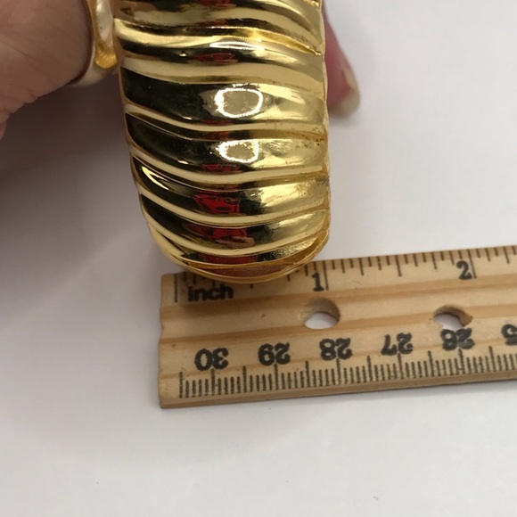 Gold-Tone Ribbed Hinged Bracelet - Picture 5 of 7